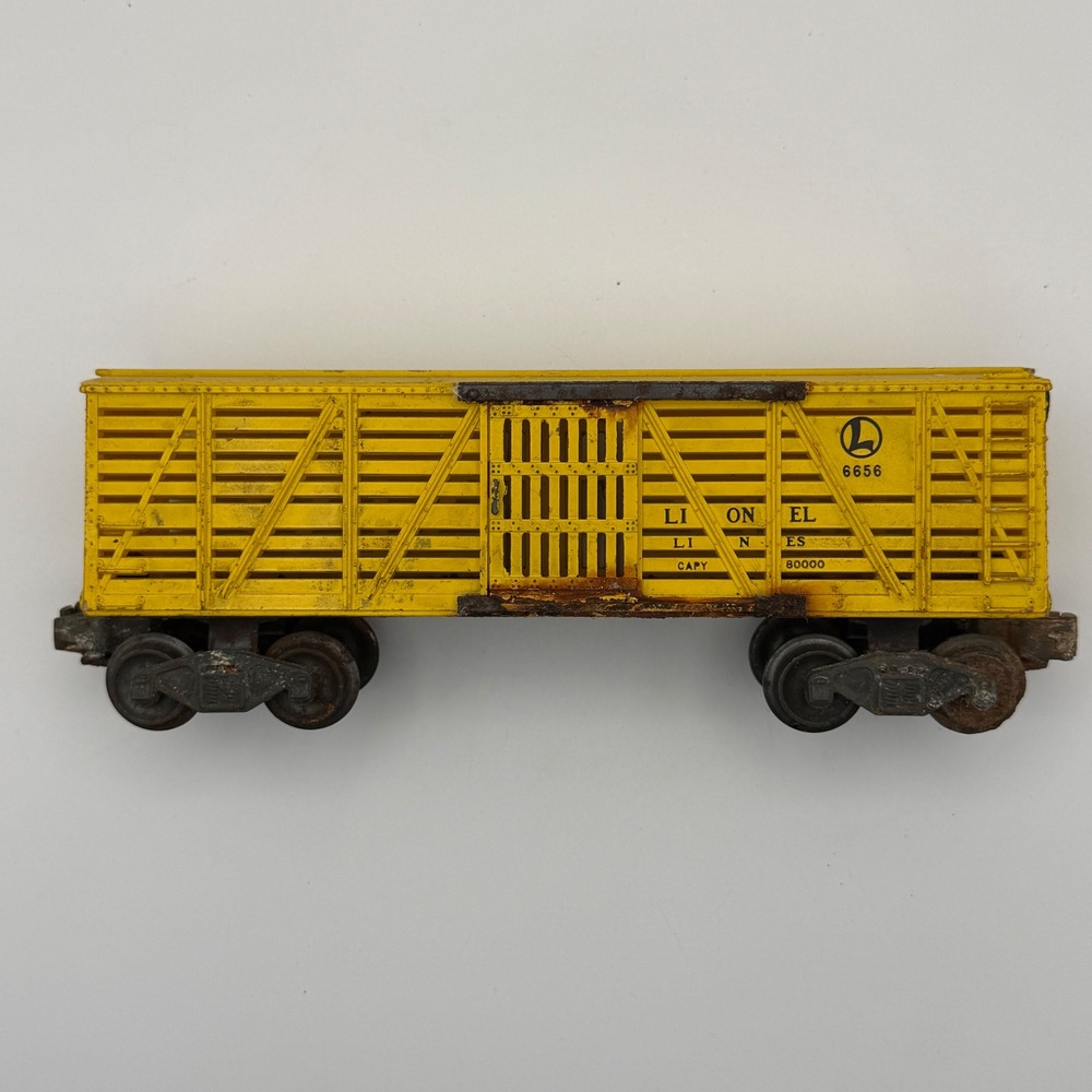 Lionel 6656 Cattle Car O Gauge Yellow Vintage Lionel Lines Stock Car Rusty